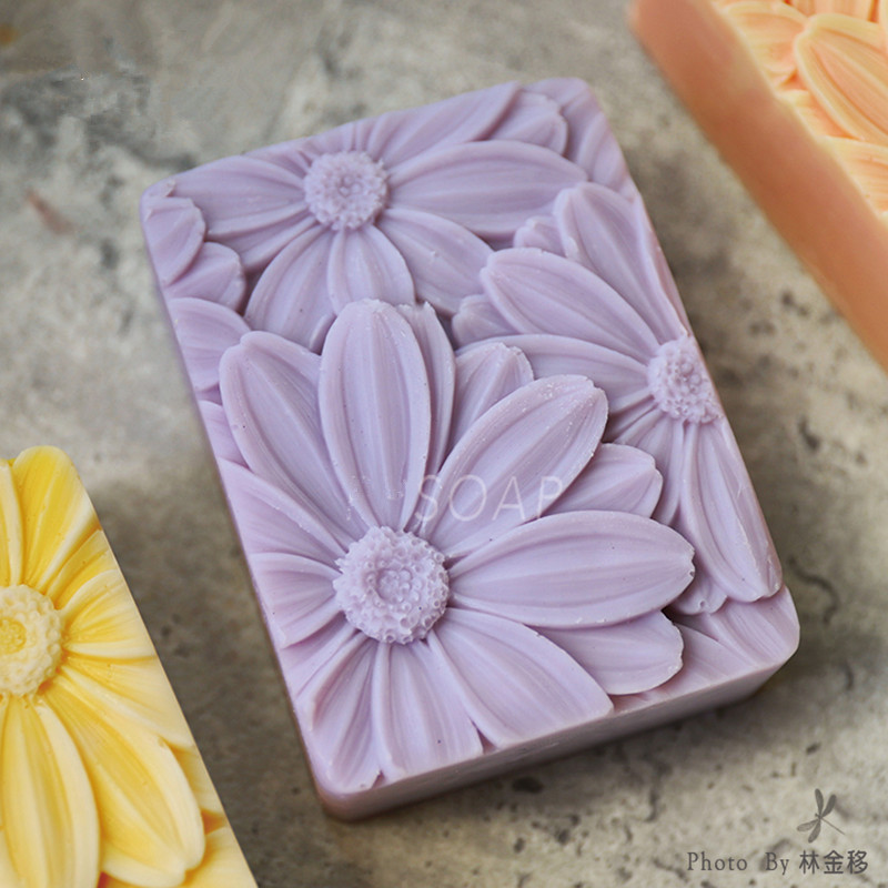 Newest!!!3d Elegant Sunflower  - огляд і ціна Soap Making Books